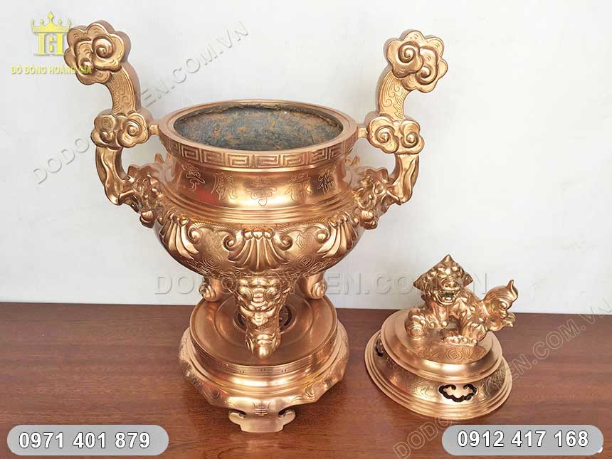 Mẫu lư hương đồng cỡ nhỏ để b&agrave;y tr&iacute; tại ban thờ c&uacute;ng gia ti&ecirc;n